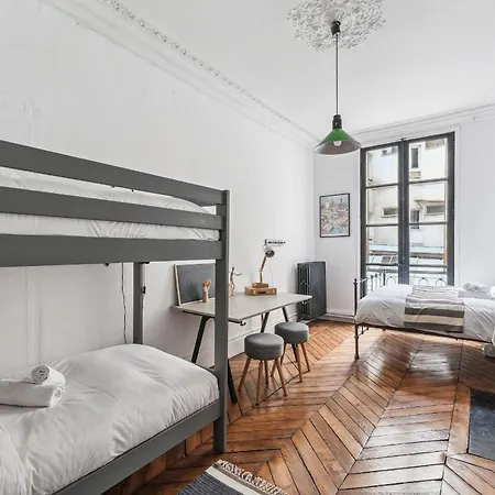 Bnbnova - 4br - Le Marais & De Apartment
